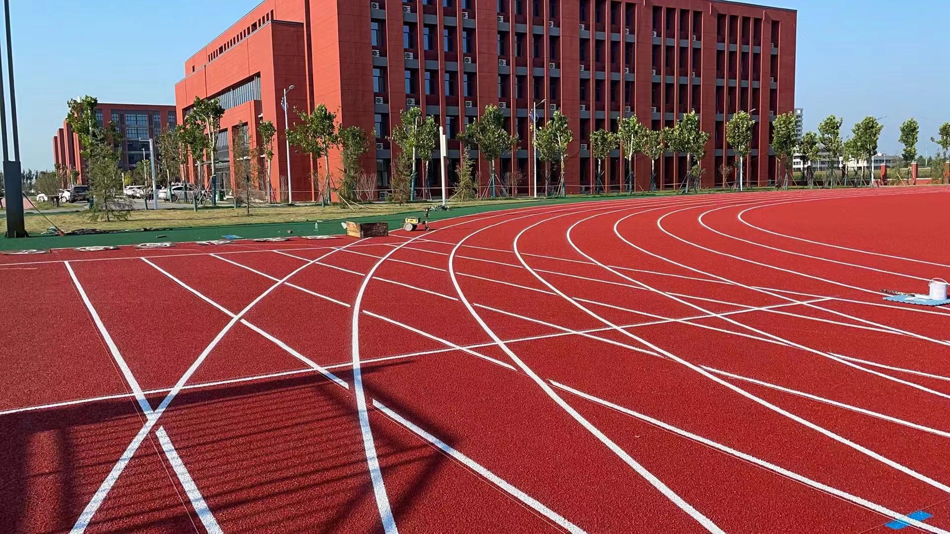 ���������ӽ�����һ��